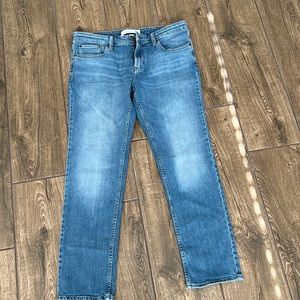 Slim fit Calvin Klein jeans 34x32 in great condition.